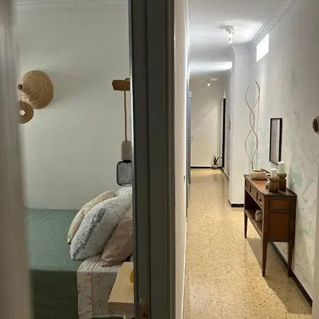 Πανσιόν Fandango Roomandoffice Coliving Canteras *