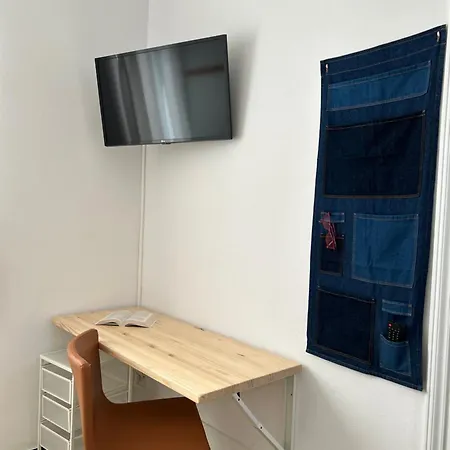 Πανσιόν Fandango Roomandoffice Coliving Canteras *