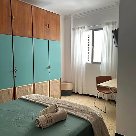 Πανσιόν Fandango Roomandoffice Coliving Canteras *